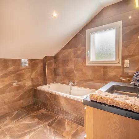 Horizon 200 M2 Jacuzzi Et Sauna Chalet *