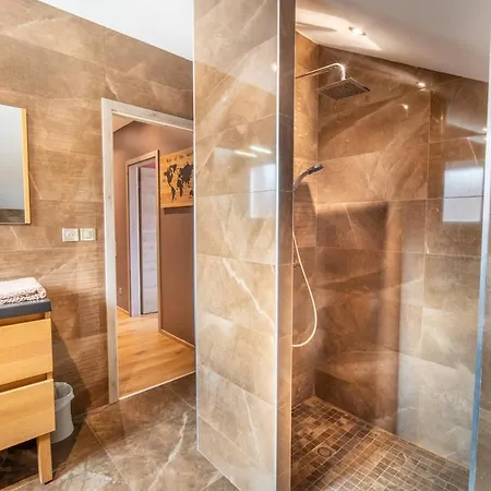 Horizon 200 M2 Jacuzzi Et Sauna בקתה *