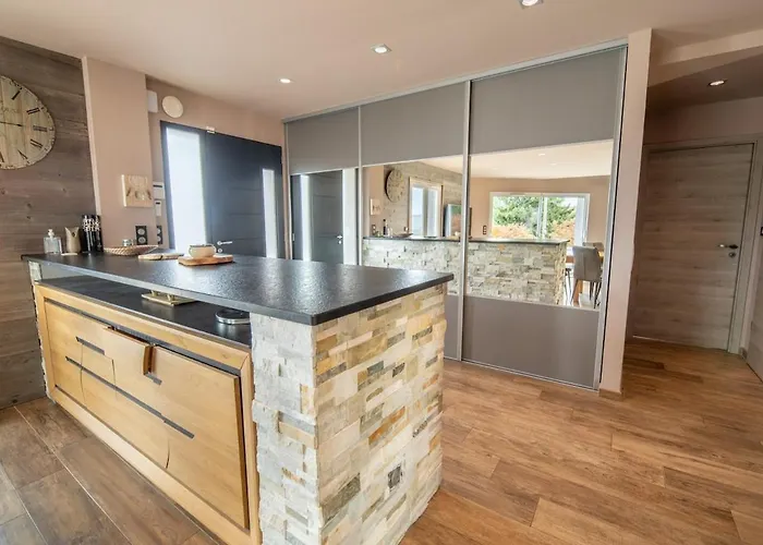 Chalet Horizon 200 M2 Jacuzzi Et Sauna