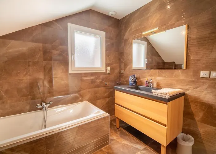 Horizon 200 M2 Jacuzzi Et Sauna Chalet